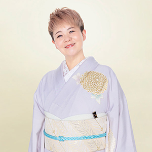 歌怪獣・島津亜矢 コンサート会場限定アクリルスタンドセット販売開始！